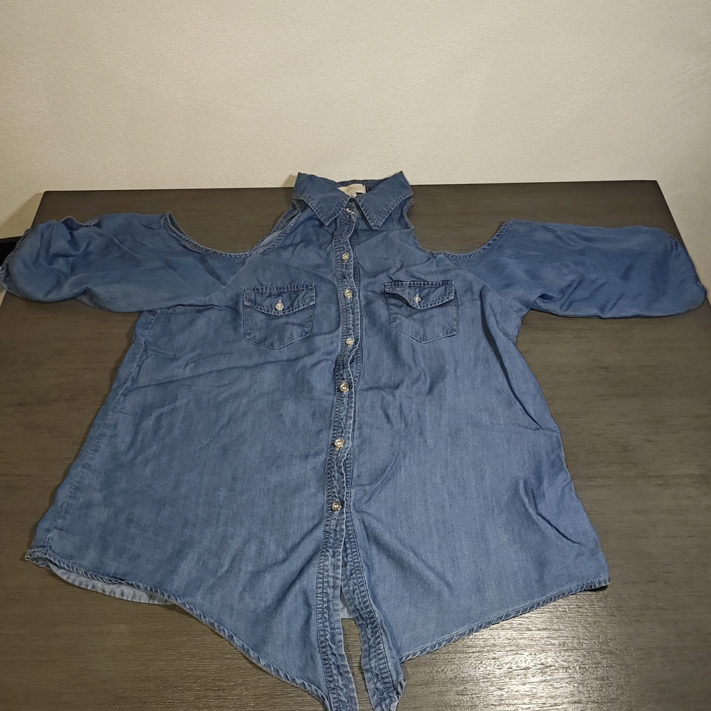 Soulmates Woman Blouse Cold Shoulder,Buttons ,Long Sleeves,Western Style,Large‎